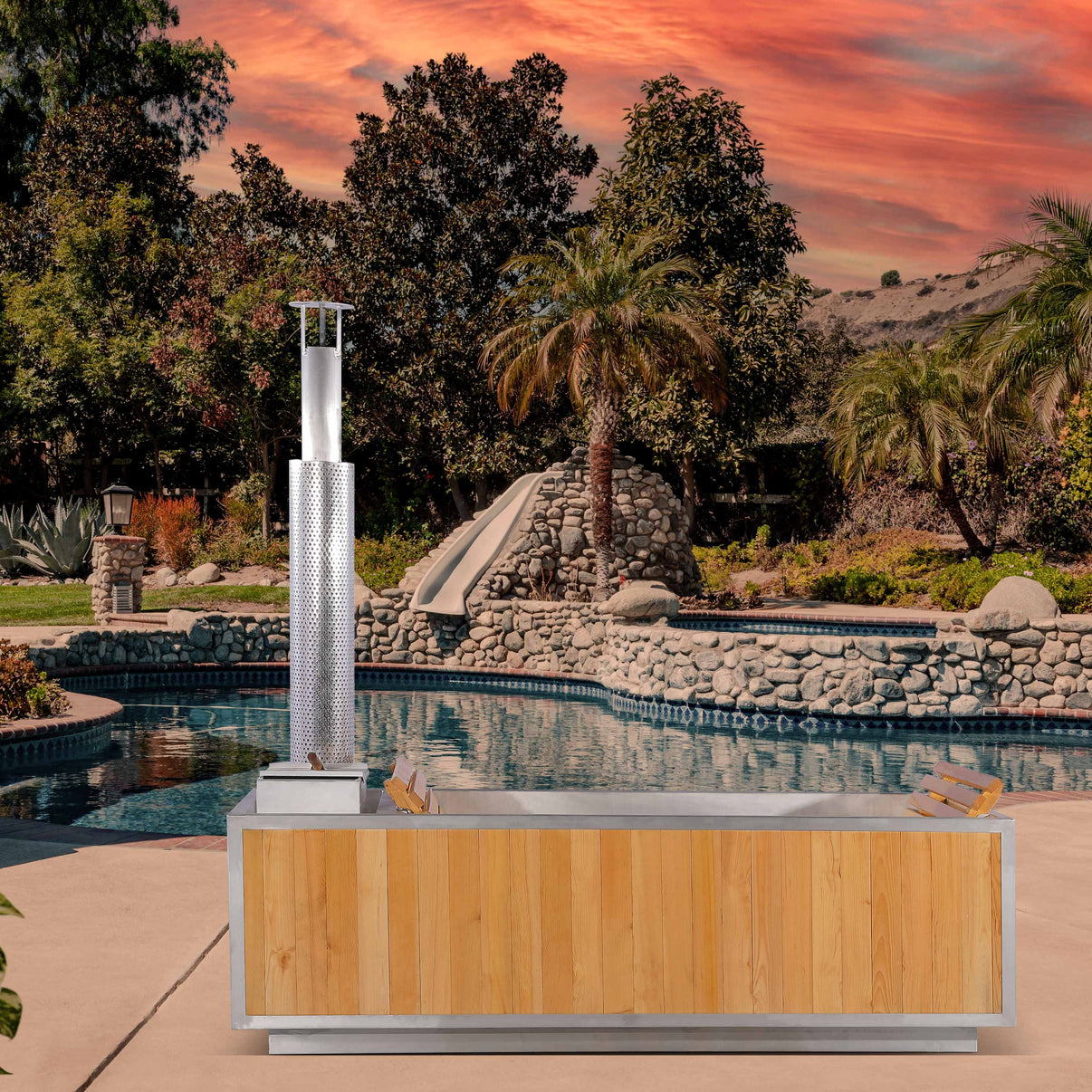 SAUNA EVOLUTION® Outdoor Red Cedar Wooden Hot Tub